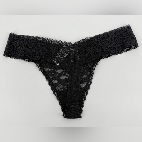 Lace Black Thong Panty - Picture 5 of 7